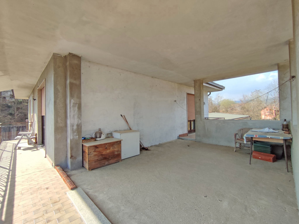 Foto 15 di 17 - Casa indipendente in vendita a Oleggio Castello