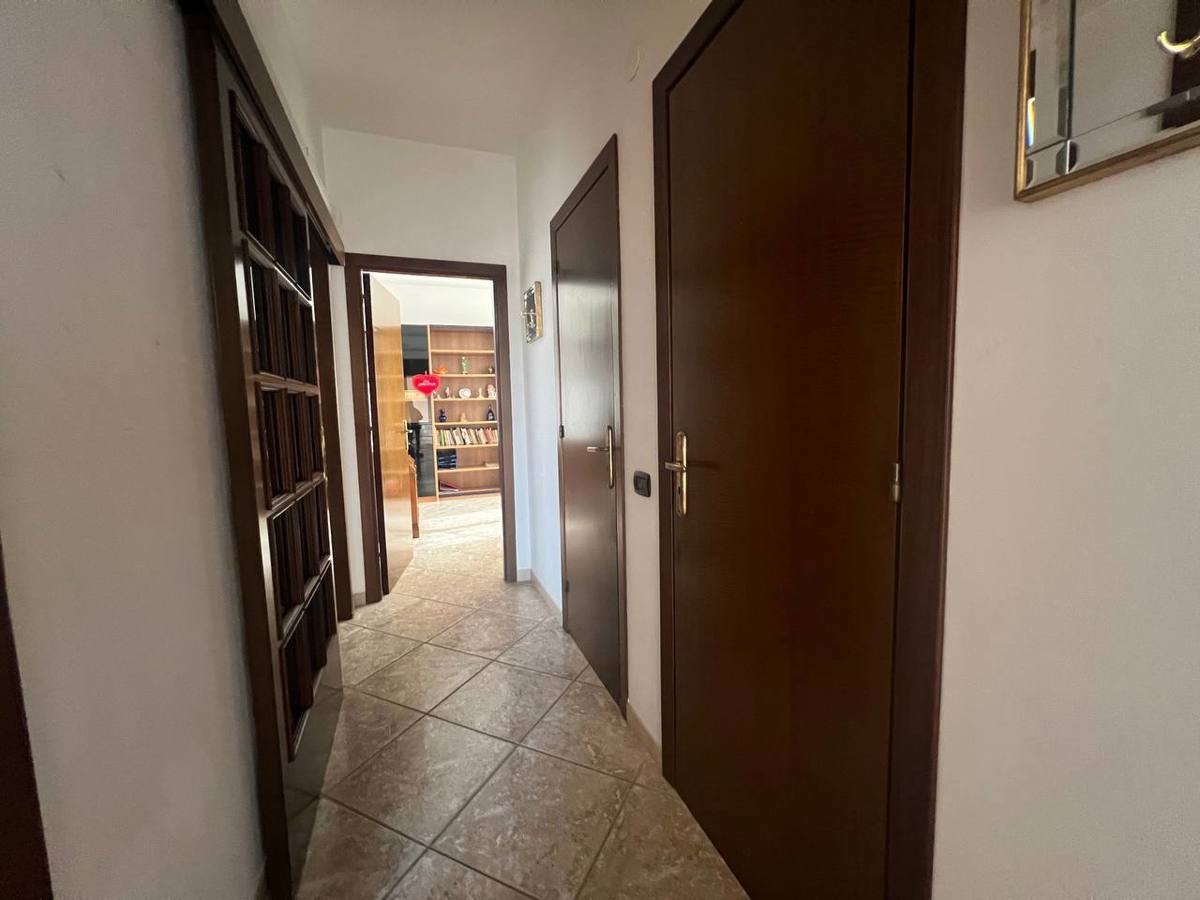 Foto 23 di 47 - Appartamento in vendita a Taranto