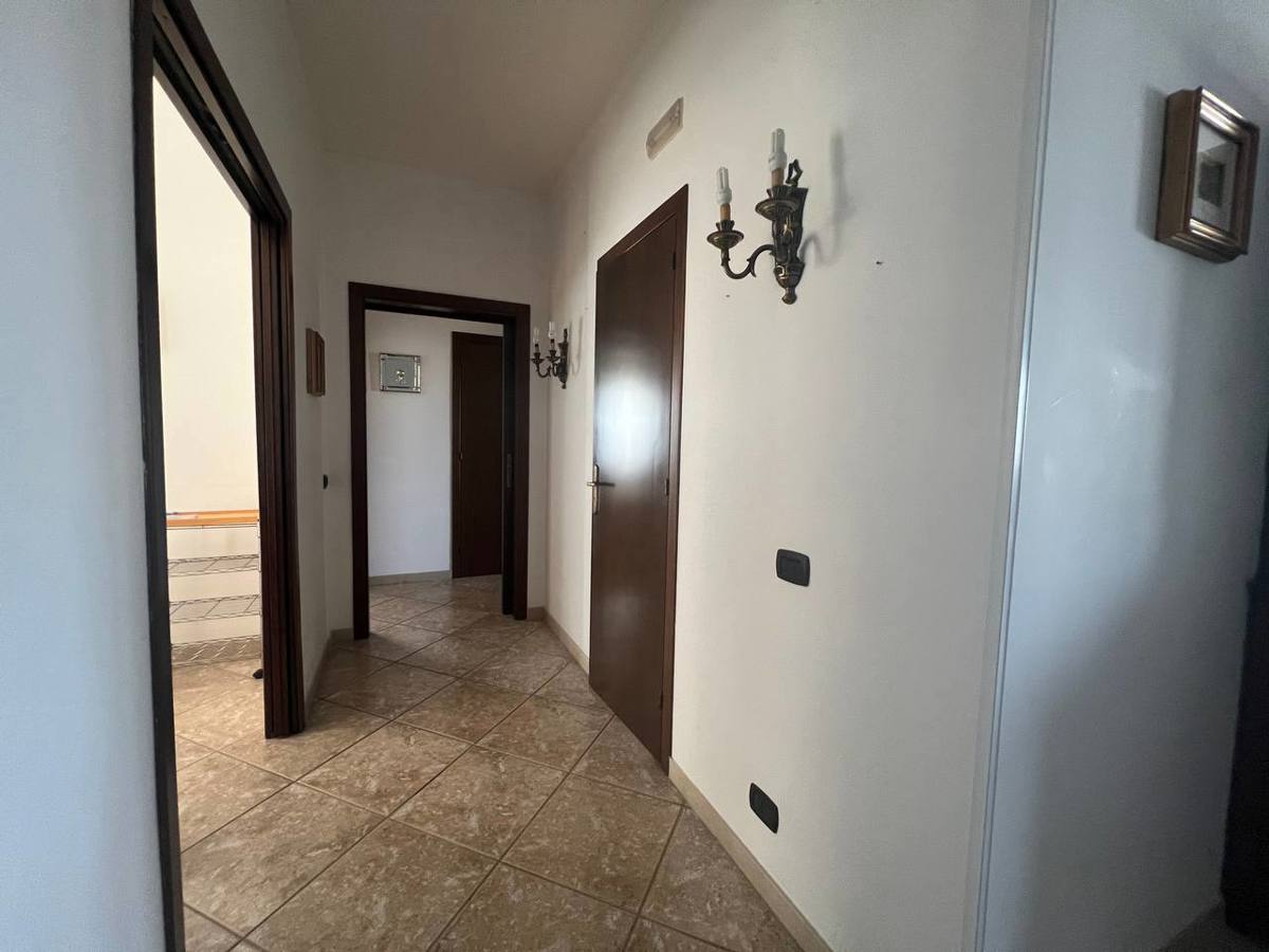 Foto 18 di 47 - Appartamento in vendita a Taranto