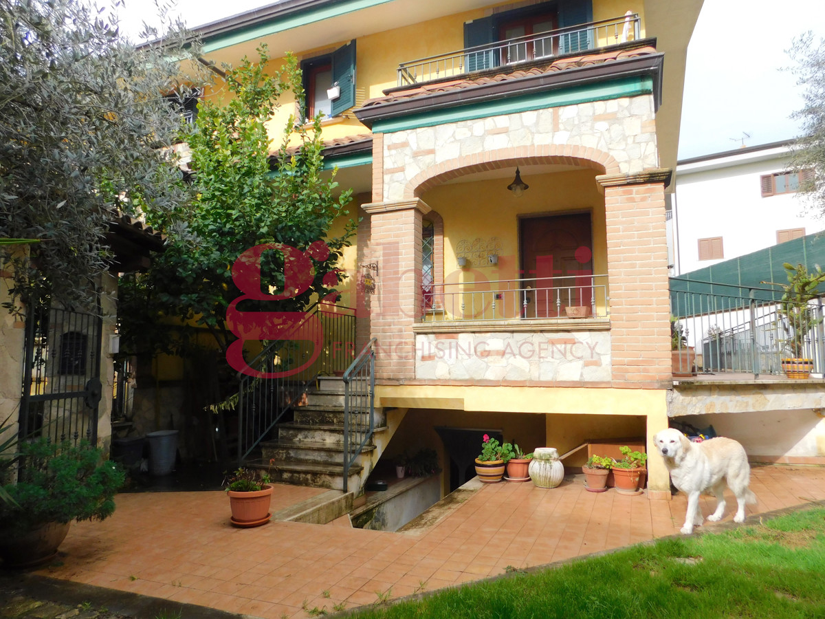 Foto 1 di 35 - Villa a schiera in vendita a Pozzilli
