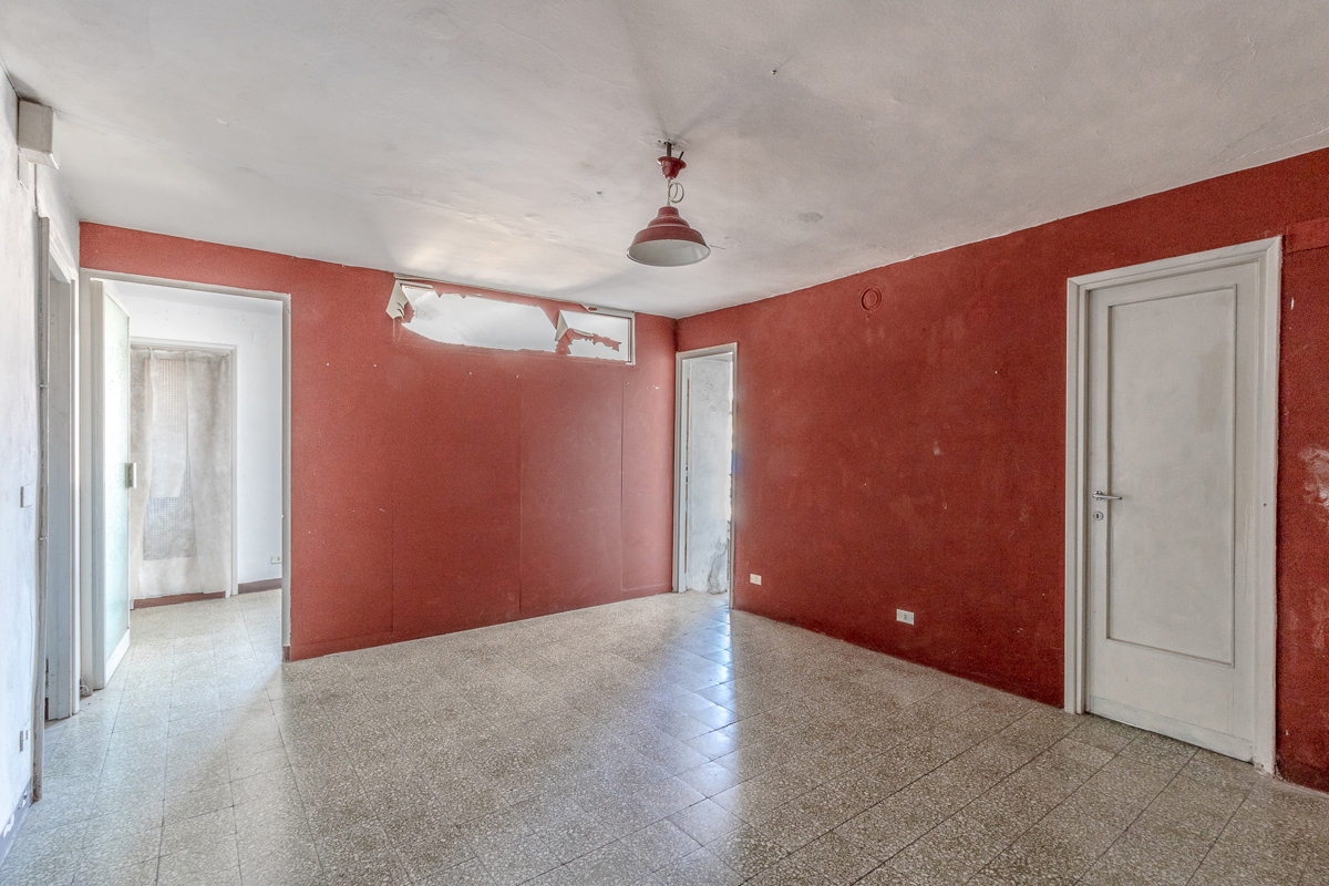 Foto 25 di 29 - Palazzo o stabile in vendita a Castelnuovo Garfagnana