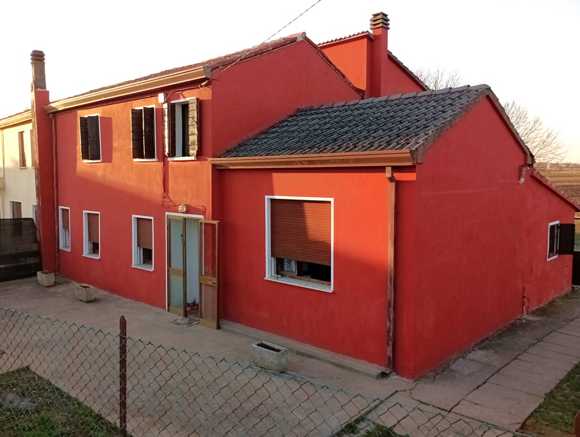 Foto 1 di 22 - Casa indipendente in vendita a Cavarzere