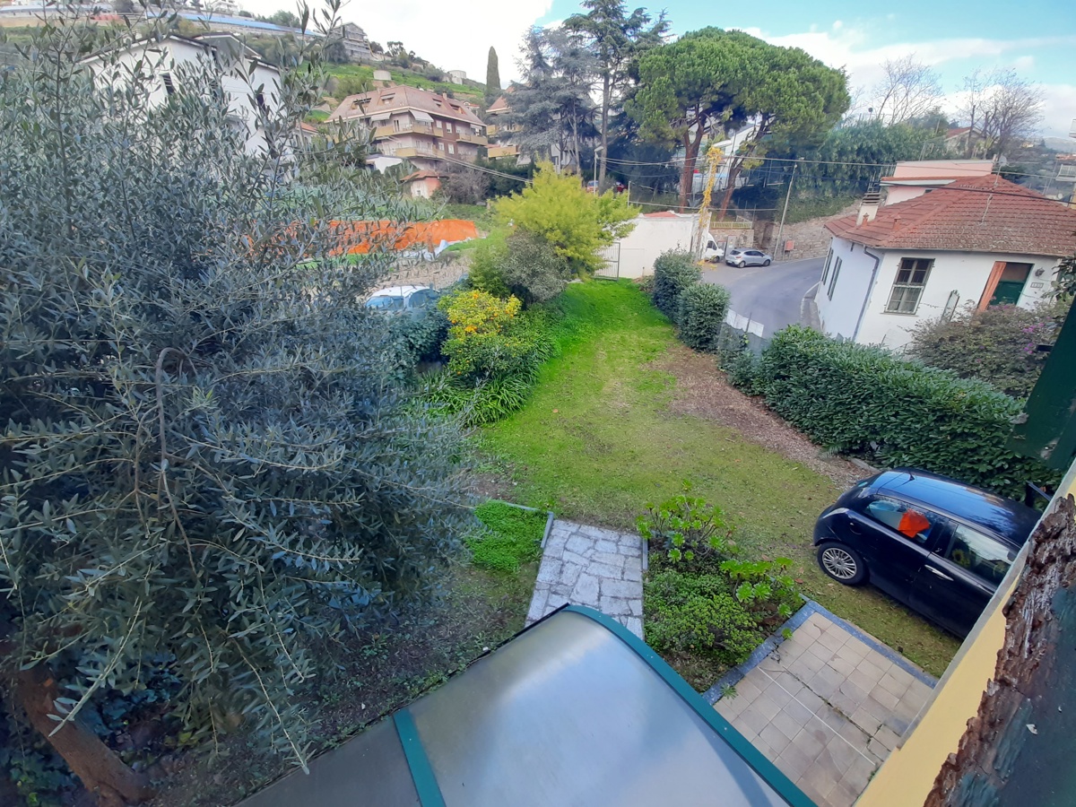 Foto 3 di 41 - Villa in vendita a Sanremo