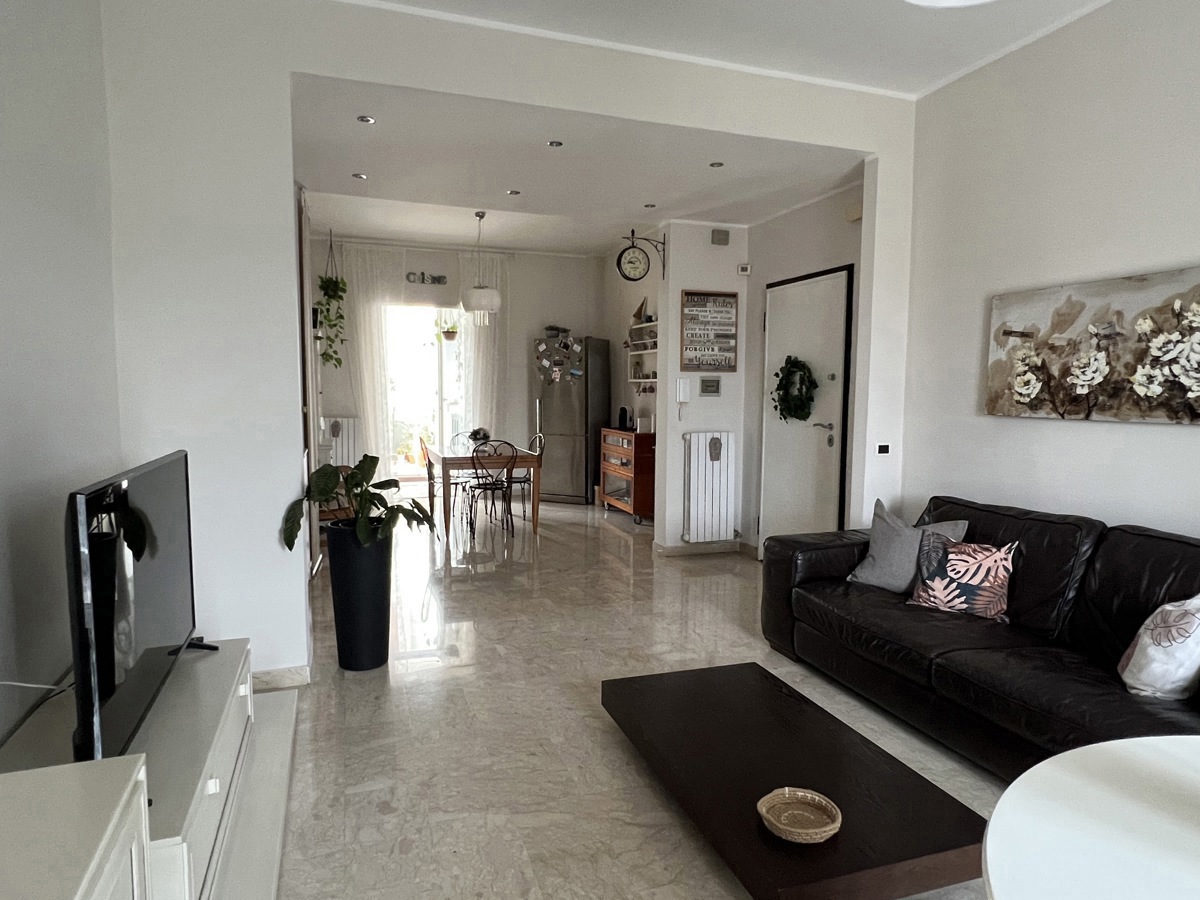 Foto 7 di 32 - Appartamento in vendita a Taranto