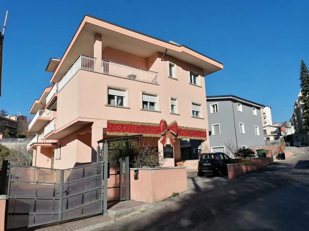 Foto 1 di 18 - Appartamento in vendita a L'Aquila