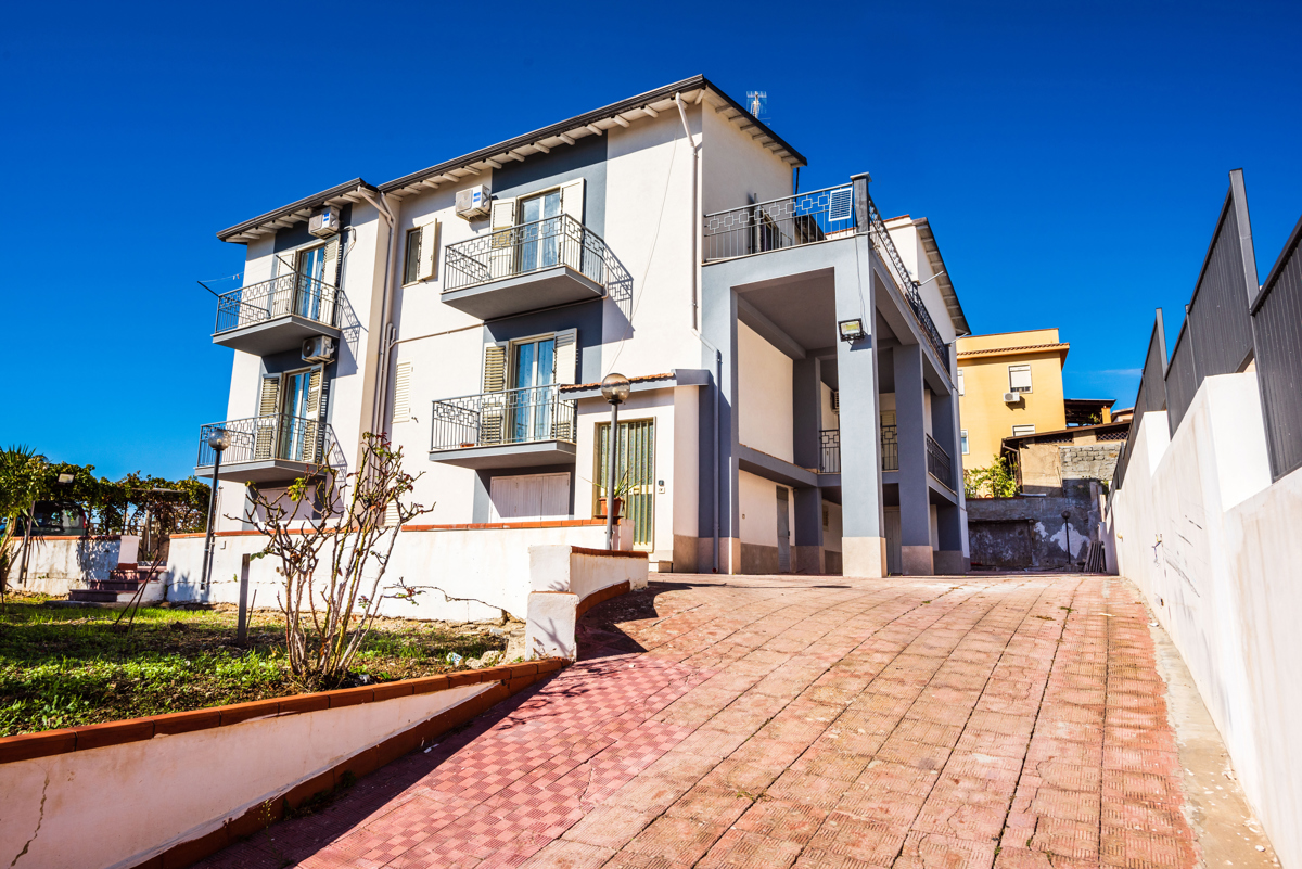 Foto 1 di 50 - Villa in vendita a Agrigento