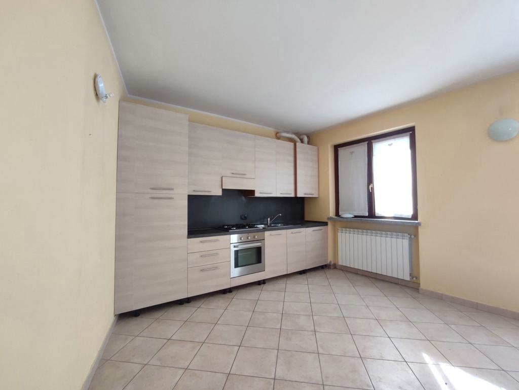 Foto 3 di 15 - Appartamento in vendita a Paruzzaro