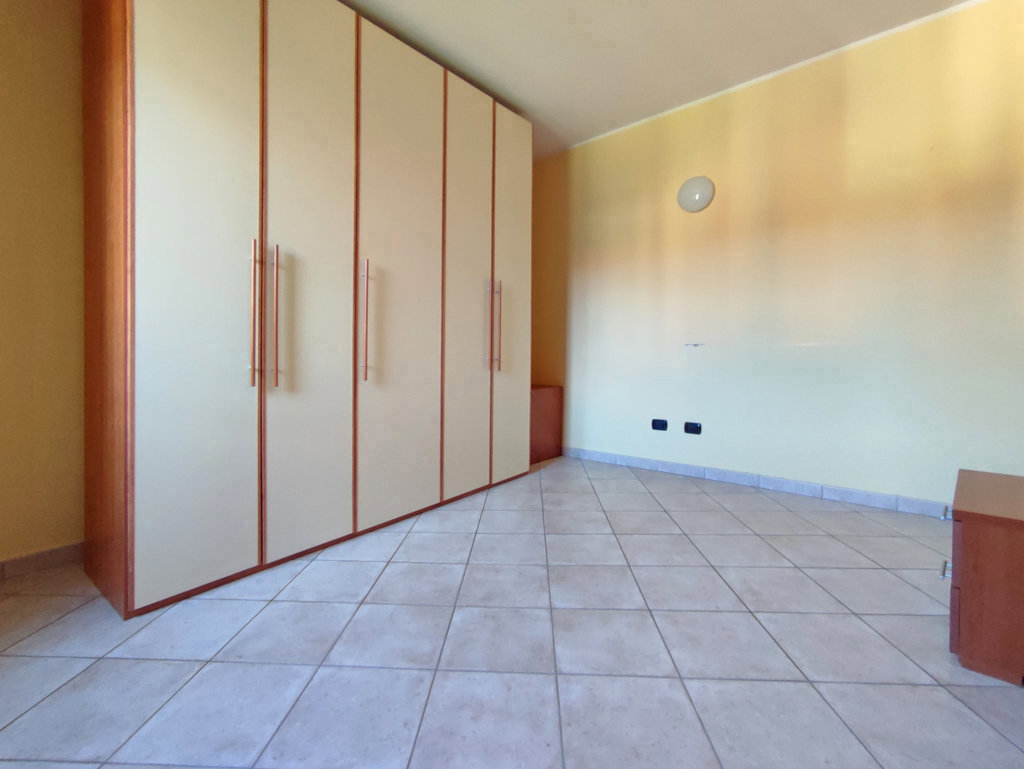 Foto 10 di 15 - Appartamento in vendita a Paruzzaro
