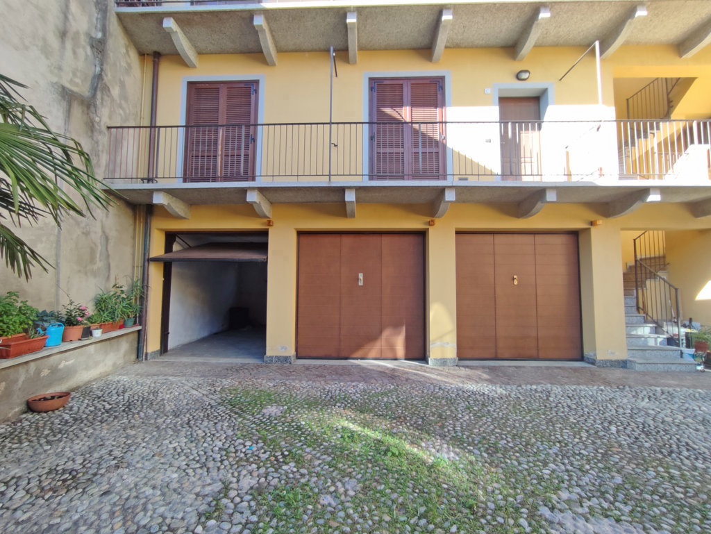 Foto 12 di 15 - Appartamento in vendita a Paruzzaro