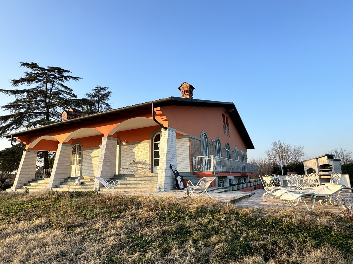 Foto 5 di 54 - Villa in vendita a Castelnuovo Don Bosco