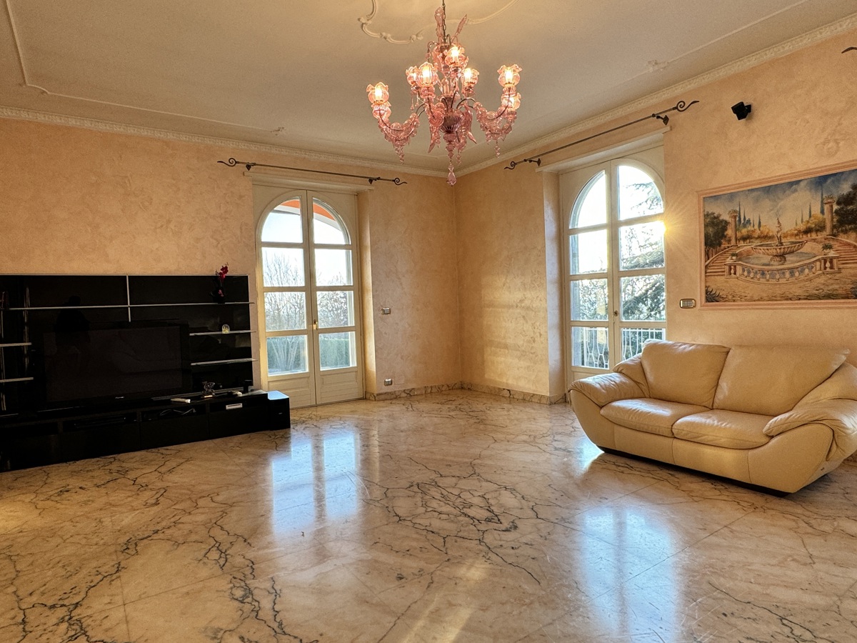 Foto 18 di 54 - Villa in vendita a Castelnuovo Don Bosco