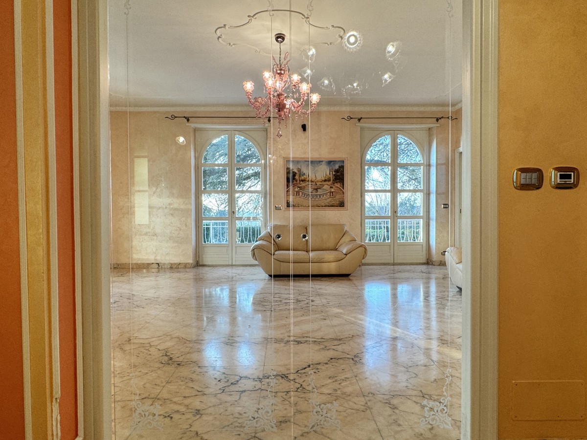 Foto 16 di 54 - Villa in vendita a Castelnuovo Don Bosco