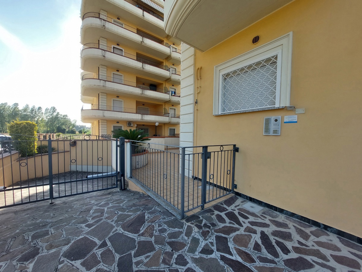 Foto 24 di 26 - Appartamento in vendita a Alba Adriatica