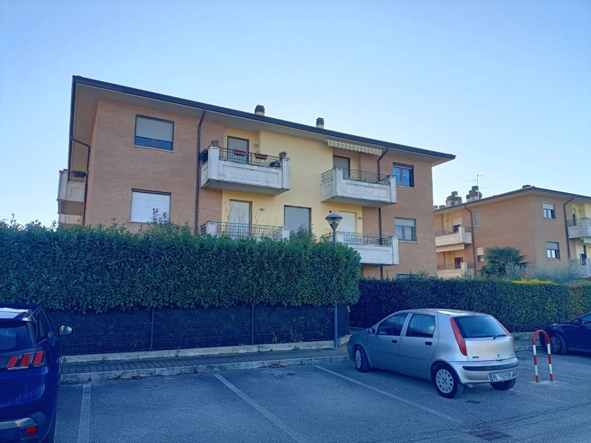 Foto 1 di 17 - Appartamento in vendita a Deruta