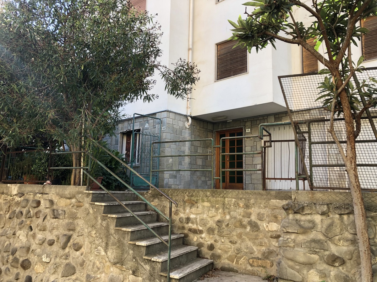Foto 2 di 39 - Appartamento in vendita a Sanremo