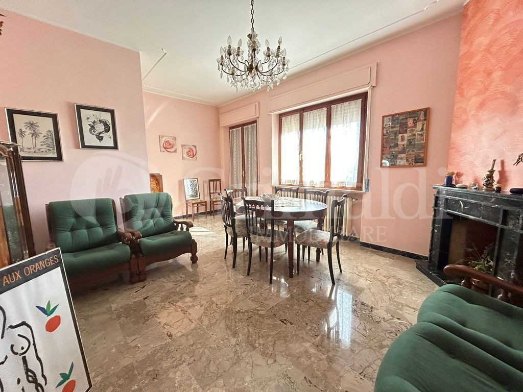 Foto 19 di 37 - Appartamento in vendita a Jesi