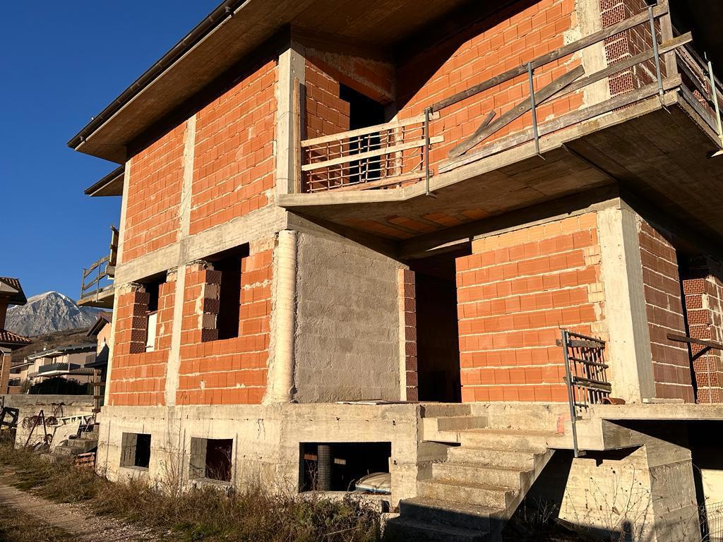 Foto 8 di 11 - Villa a schiera in vendita a Avezzano