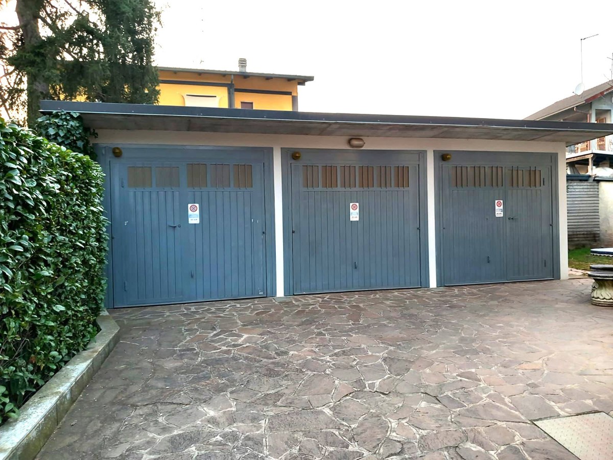 Casa indipendente in vendita a Cantù (CO)