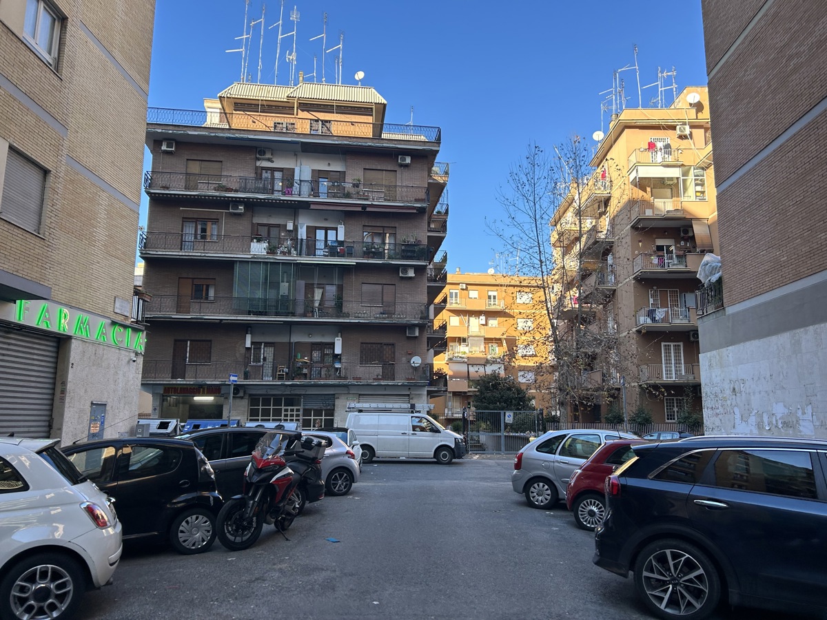Foto 11 di 22 - Appartamento in vendita a Roma