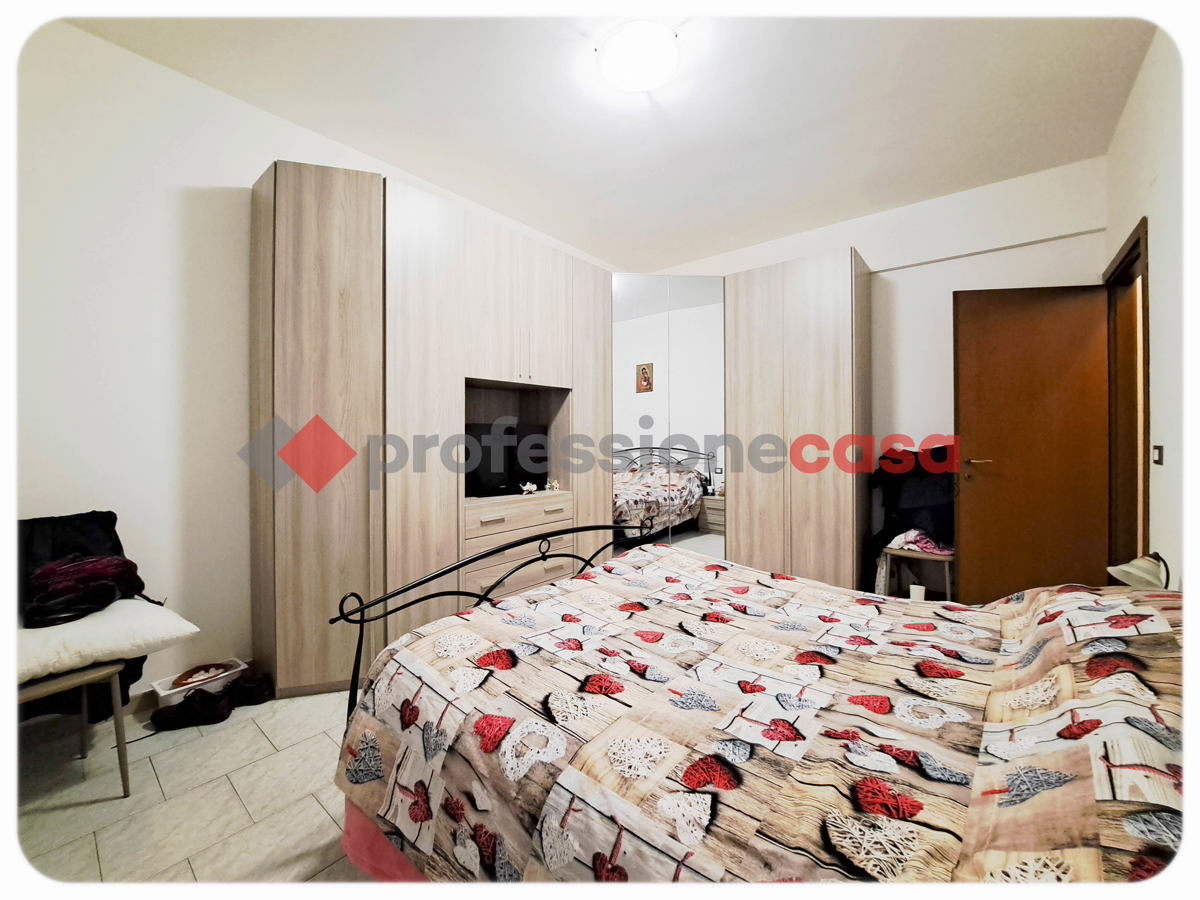 Foto 21 di 27 - Appartamento in vendita a Livorno