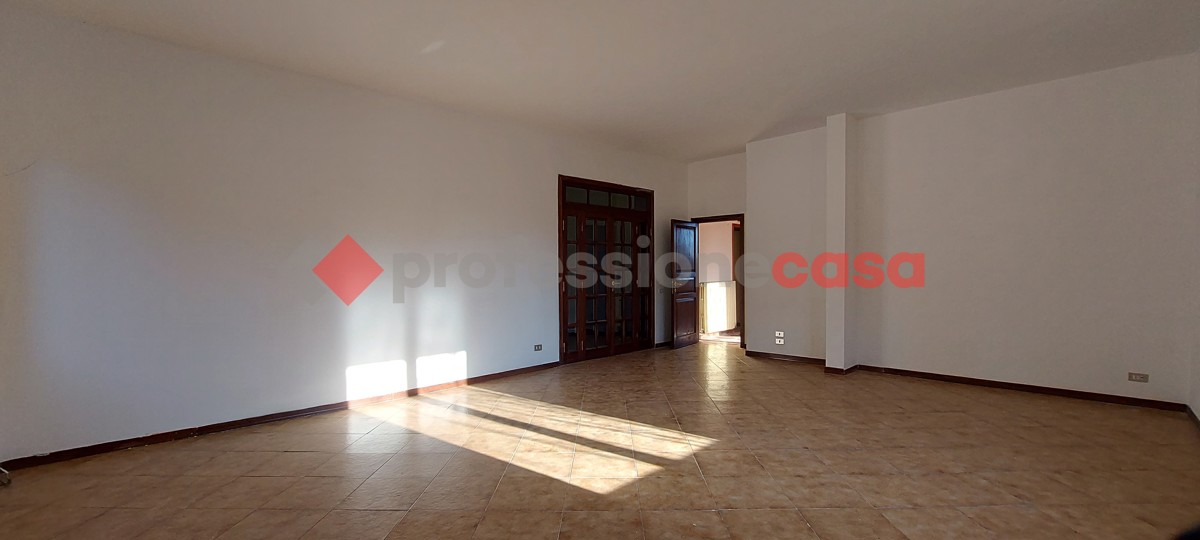 Foto 3 di 50 - Appartamento in vendita a Sinalunga