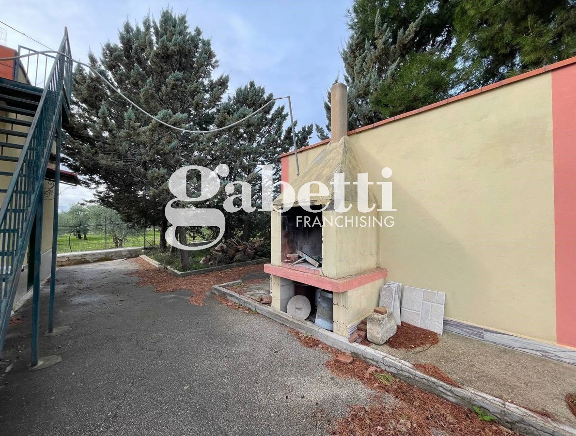 Foto 11 di 14 - Villa in vendita a Andria