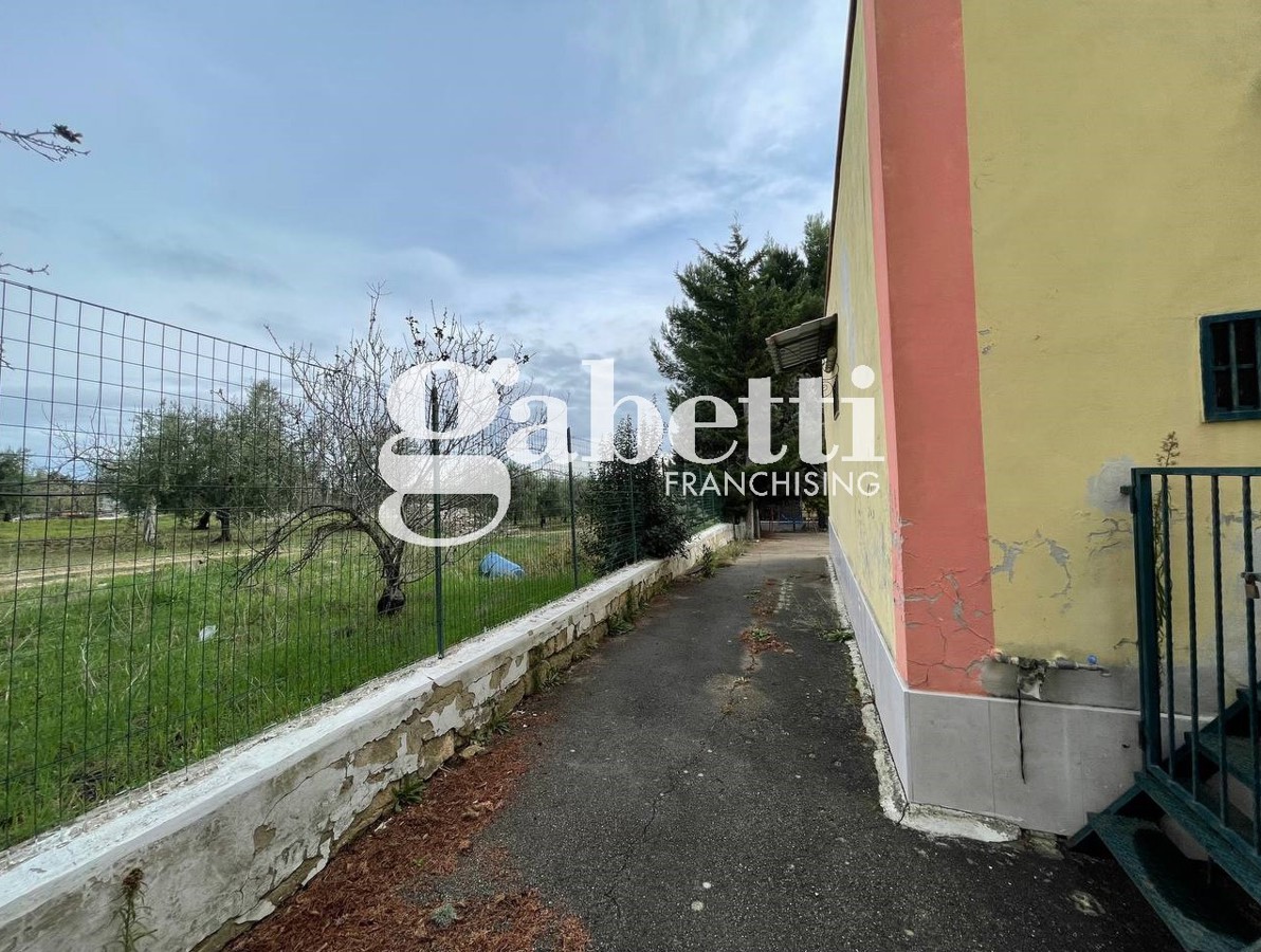 Foto 13 di 14 - Villa in vendita a Andria