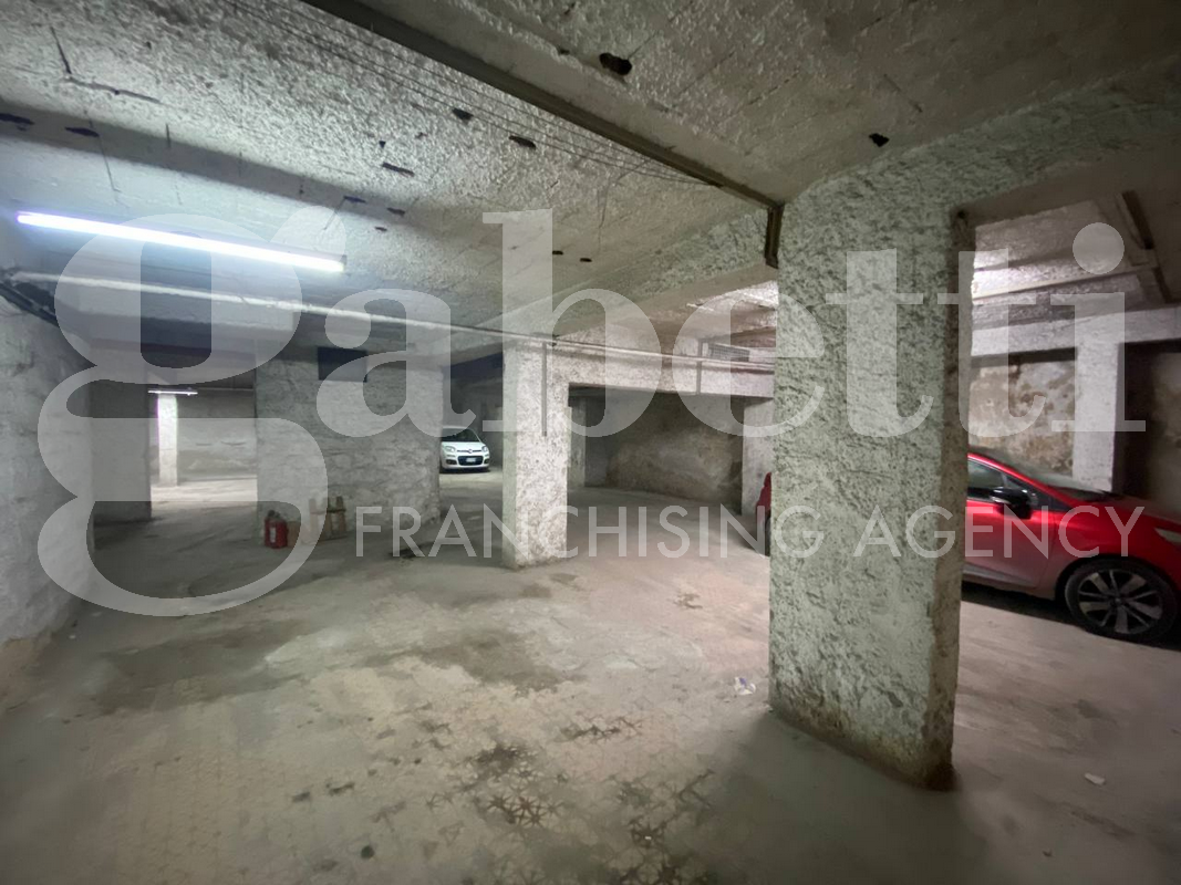 Foto 9 di 12 - Garage in vendita a Mugnano di Napoli