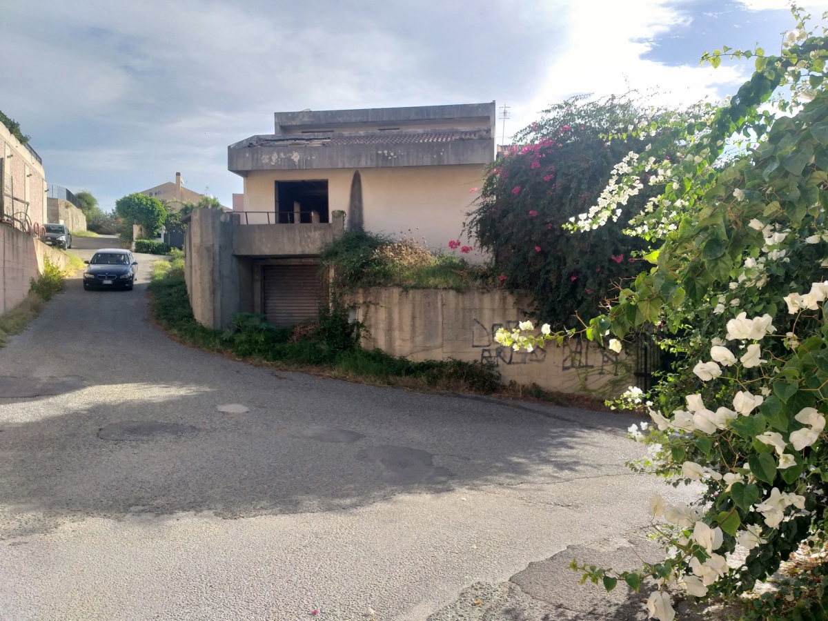 Foto 11 di 18 - Villa a schiera in vendita a Messina