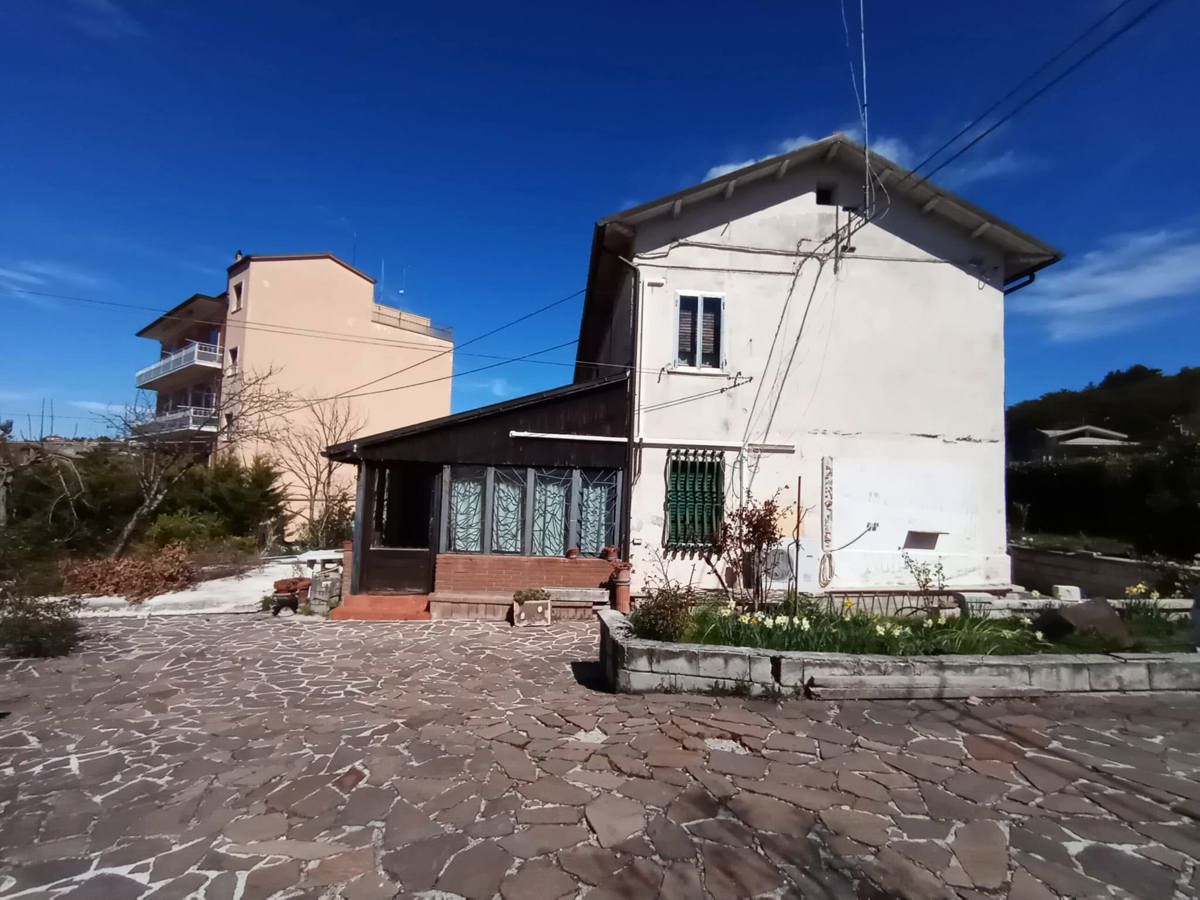 Foto 4 di 10 - Villa in vendita a Campobasso