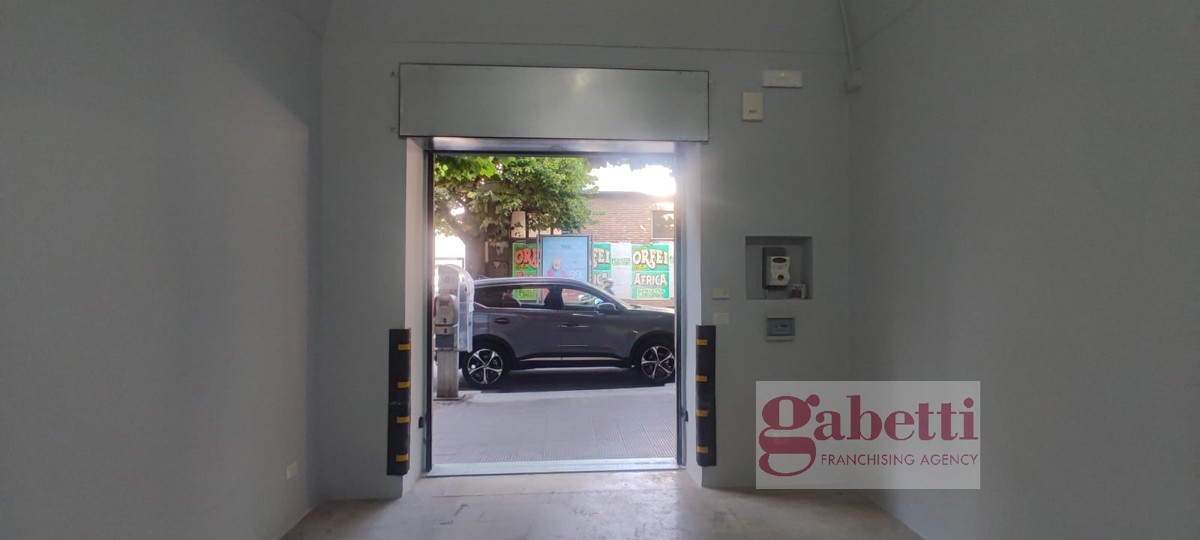 Garage/Box/Posto auto in affitto a Barletta (BT)