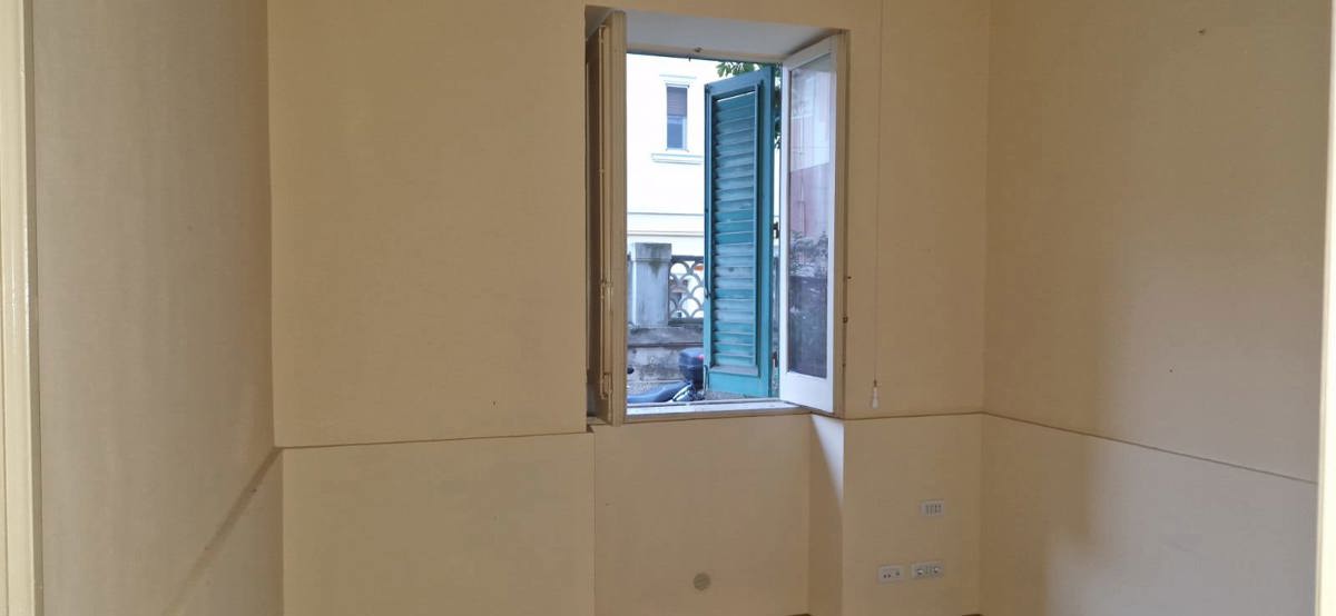 Foto 10 di 11 - Ufficio in affitto a Messina