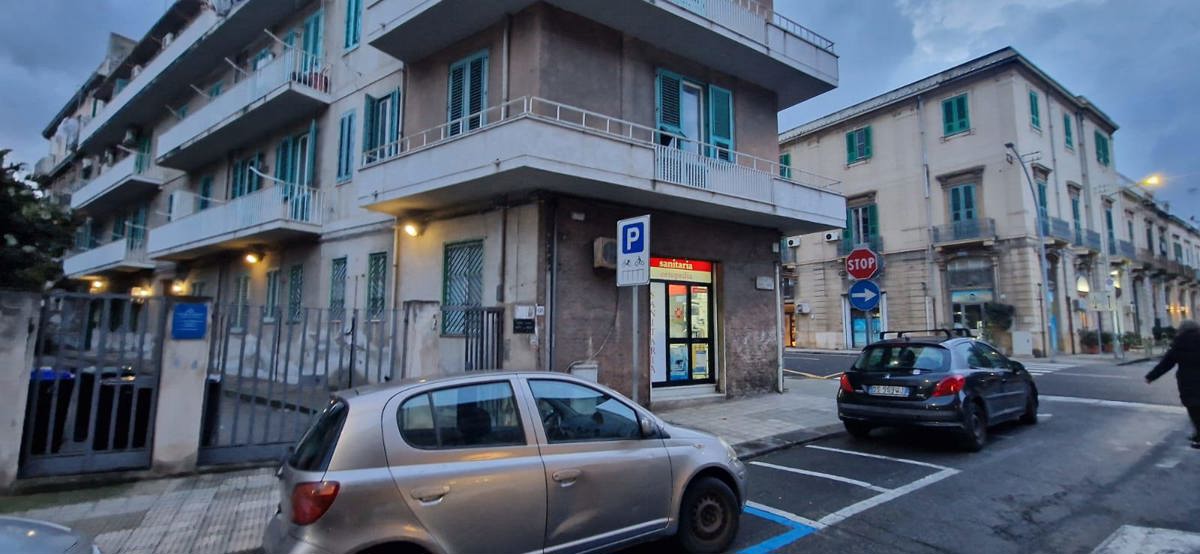 Foto 2 di 11 - Ufficio in affitto a Messina