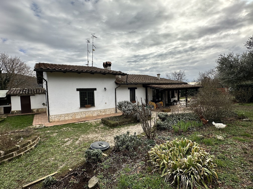Foto 34 di 38 - Villa a schiera in vendita a Trevignano Romano