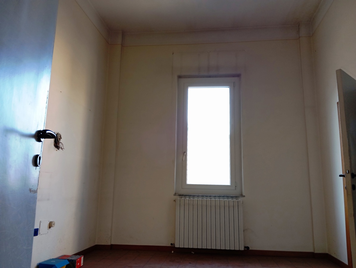 Foto 5 di 22 - Ufficio in affitto a Spoleto