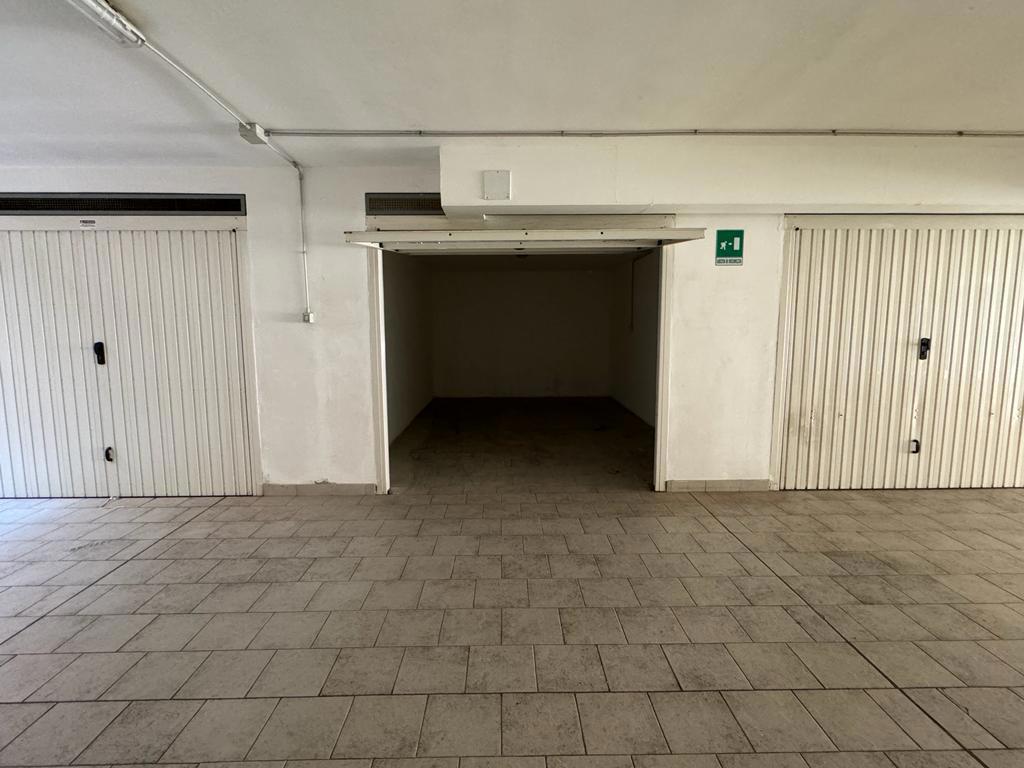 Foto 3 di 6 - Garage in vendita a Termoli