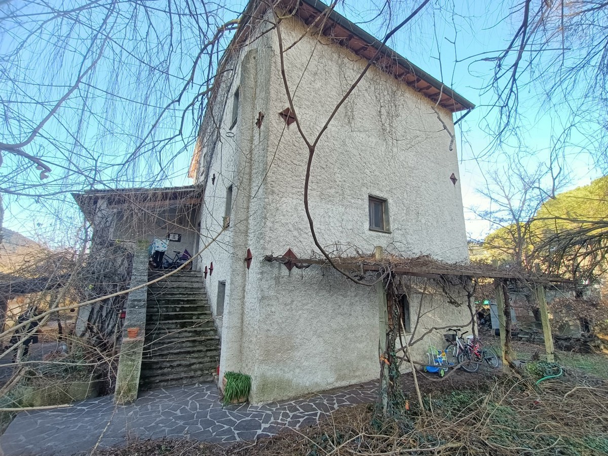 Foto 5 di 11 - Villa in vendita a Umbertide