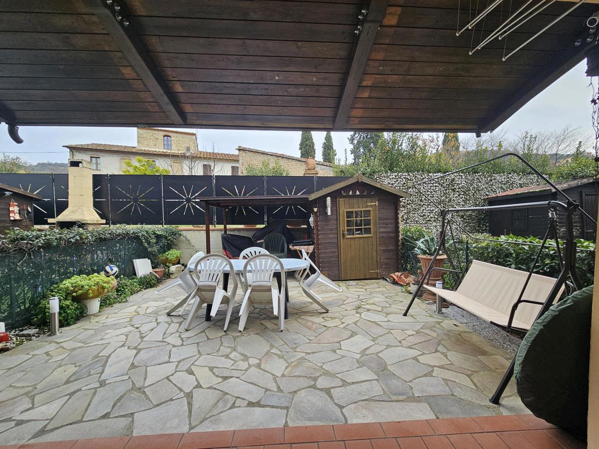 Foto 19 di 21 - Villa a schiera in vendita a Arezzo