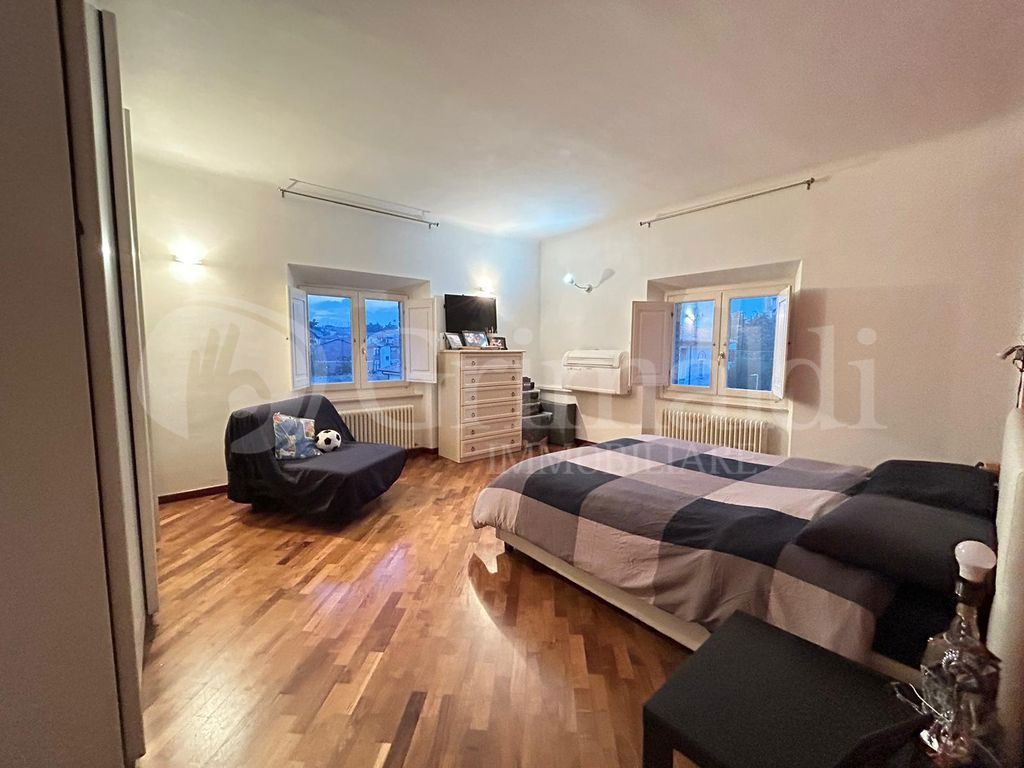 Foto 18 di 19 - Appartamento in vendita a Jesi
