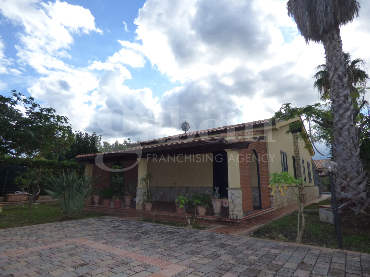 Foto 19 di 24 - Villa a schiera in vendita a Campofelice di Roccella