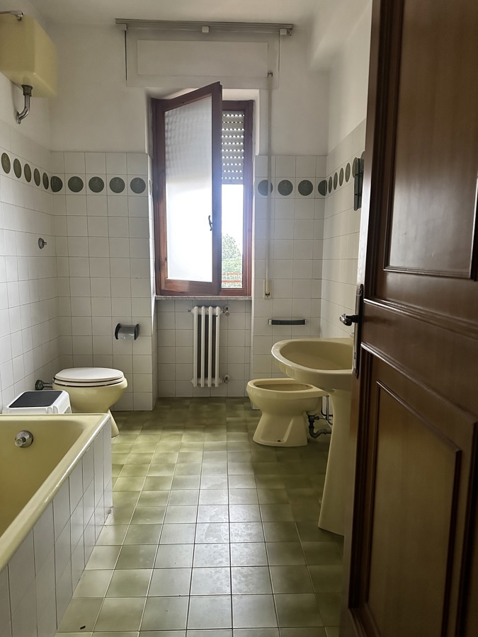 Foto 33 di 45 - Appartamento in vendita a Prato