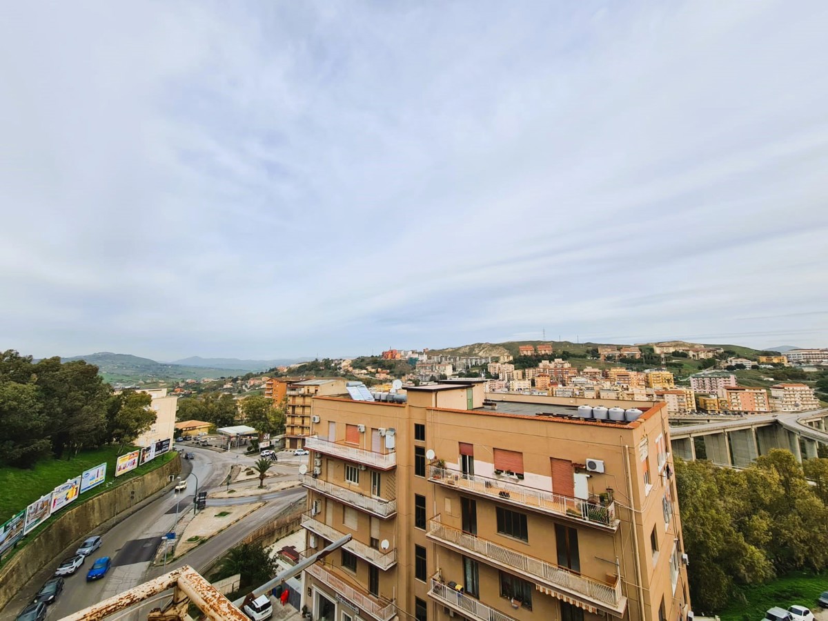 Foto 22 di 23 - Appartamento in vendita a Agrigento