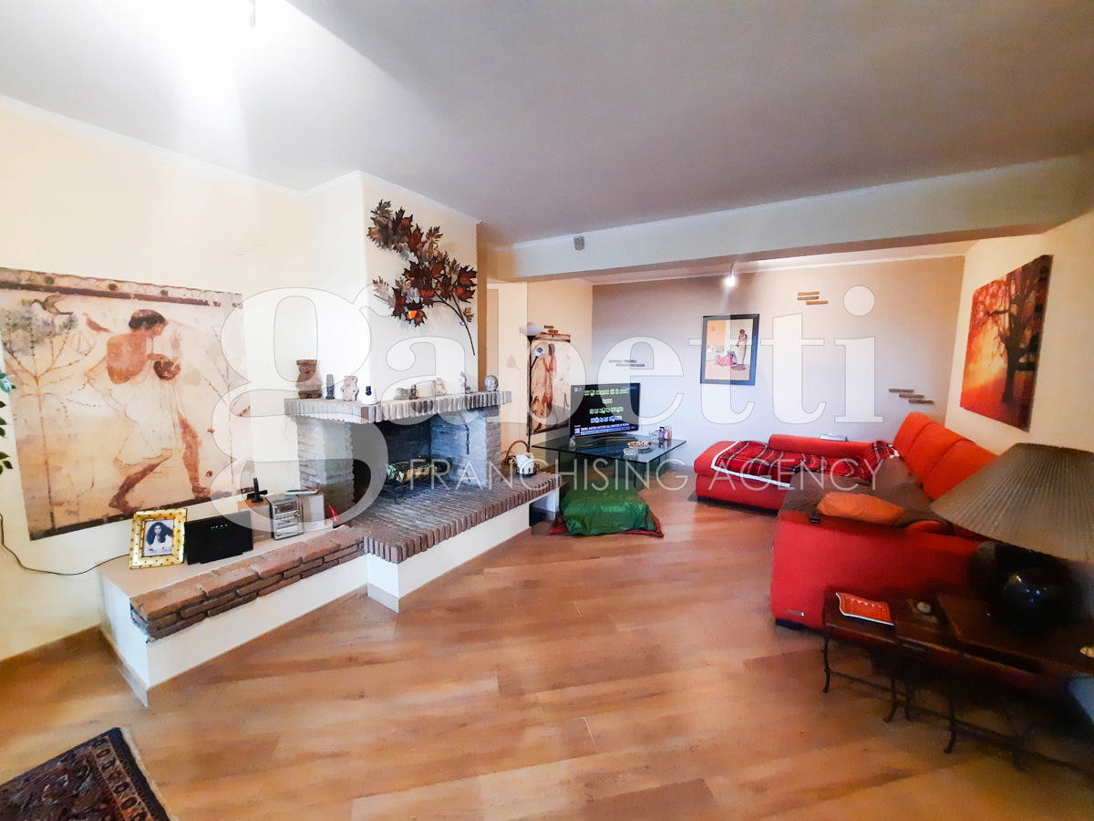 Foto 15 di 37 - Villa a schiera in vendita a Giugliano in Campania
