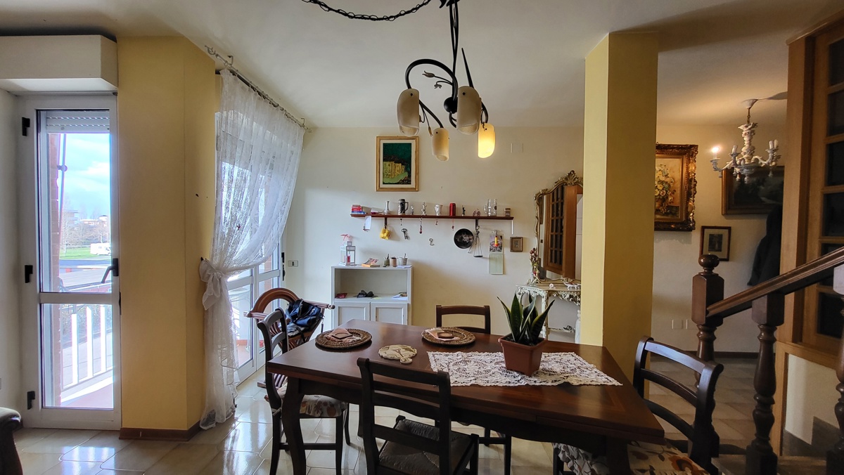 Foto 9 di 41 - Appartamento in vendita a Rosignano Marittimo