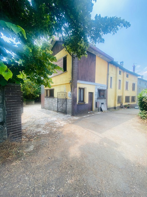 Foto 1 di 41 - Appartamento in vendita a Santa Maria della Versa