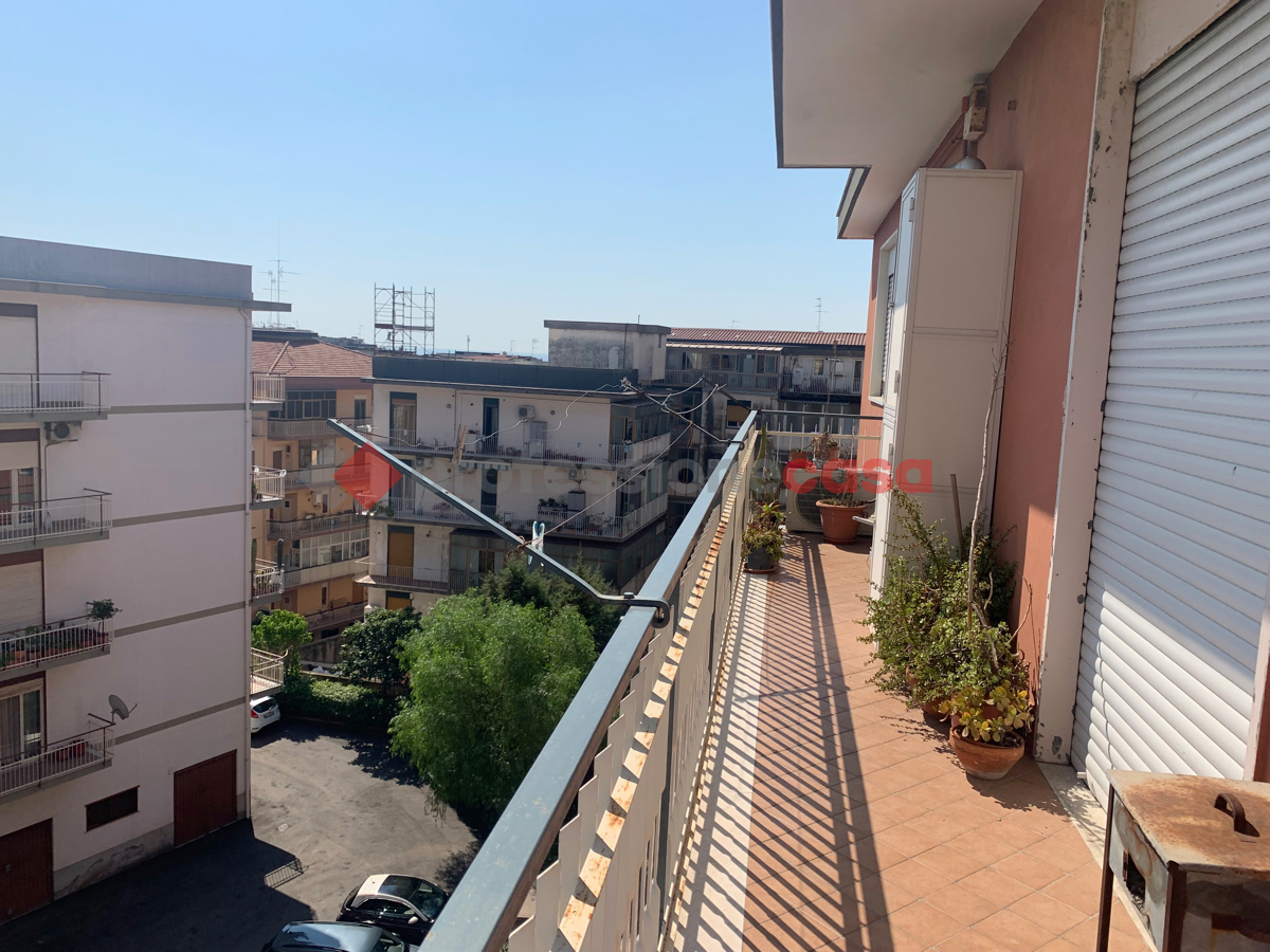 Foto 6 di 7 - Appartamento in affitto a Catania