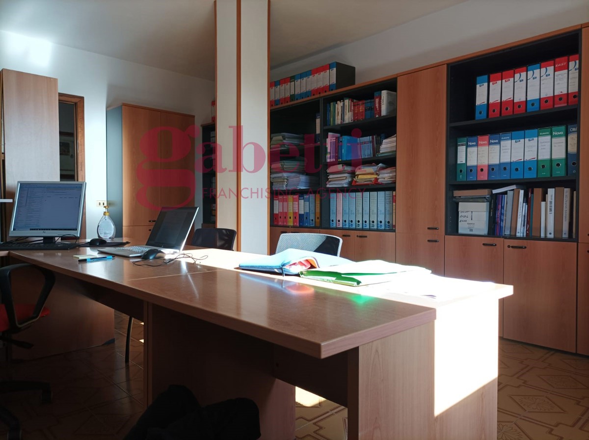 Foto 4 di 26 - Ufficio in vendita a Quartu Sant'Elena