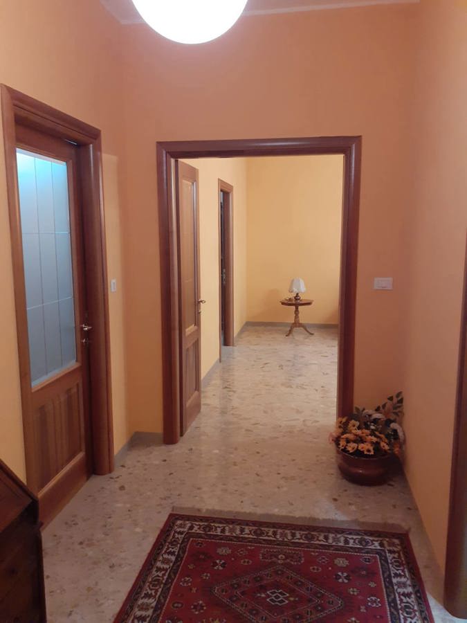 Foto 5 di 11 - Appartamento in affitto a Verona