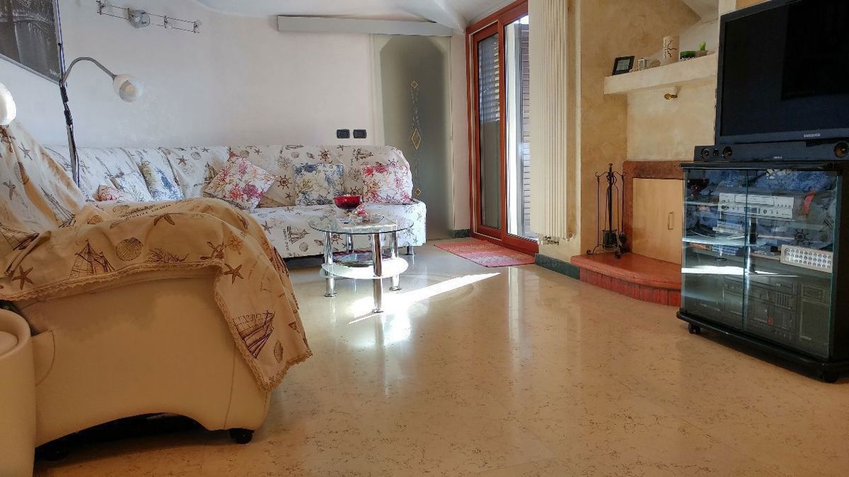 Foto 6 di 13 - Appartamento in vendita a Cosenza