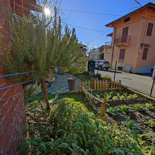 Foto 8 di 27 - Casa indipendente in vendita a Biella